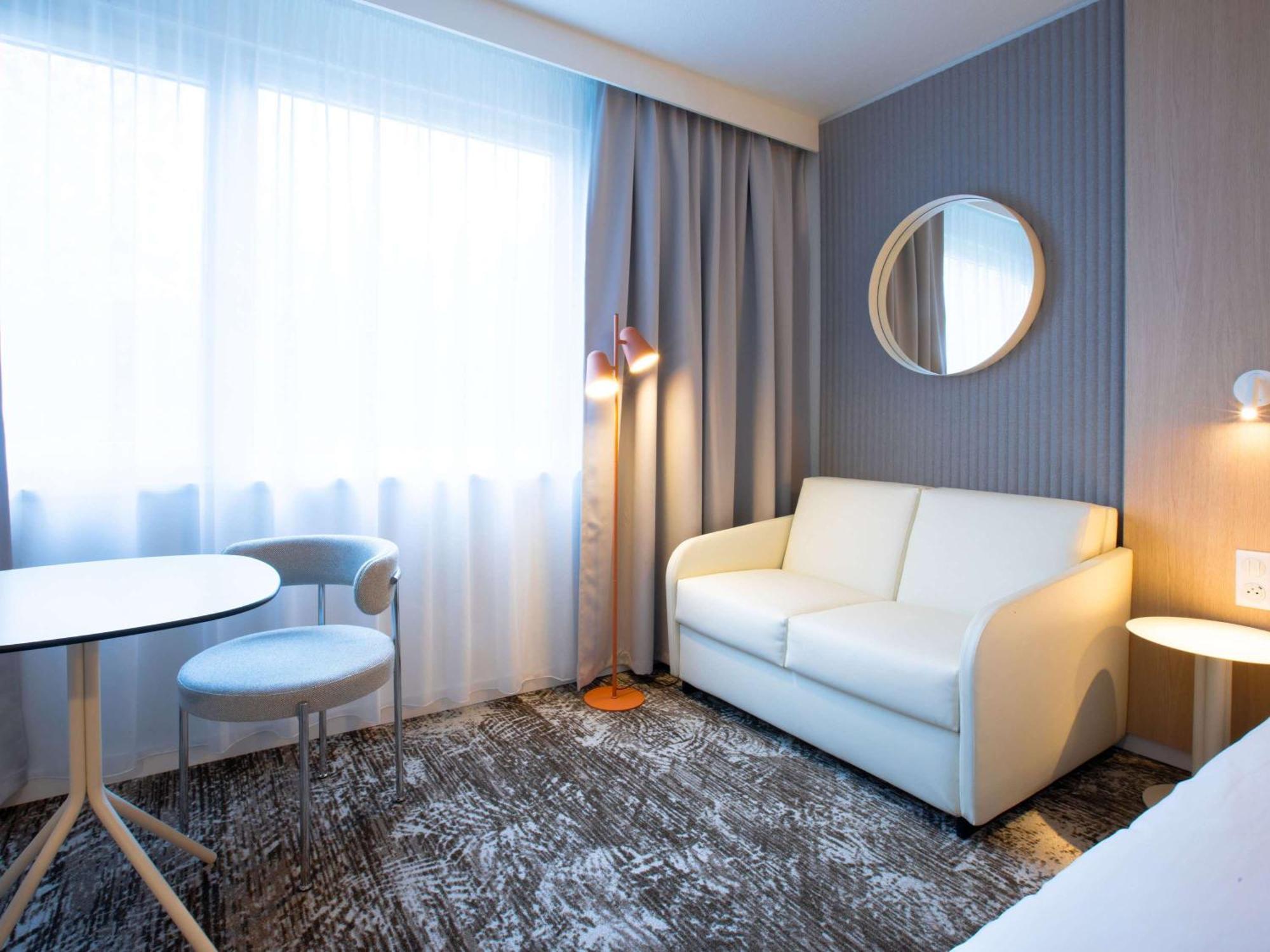 Novotel Mulhouse Bale Fribourg Sausheim Exteriör bild